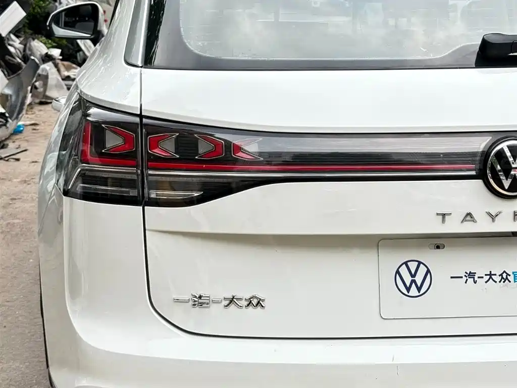 Volkswagen Tayron 2023 300TSI 2WD Luxury Plus Advanced Edition фото 15