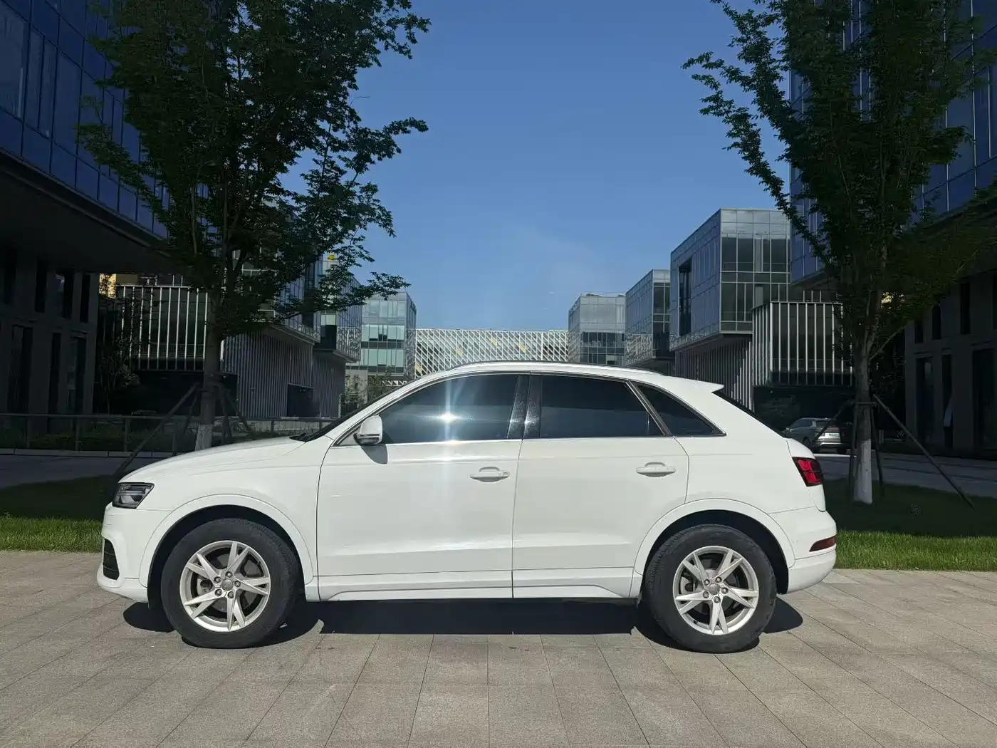 Audi Q3 2016 30 TFSI Fashion фото 3