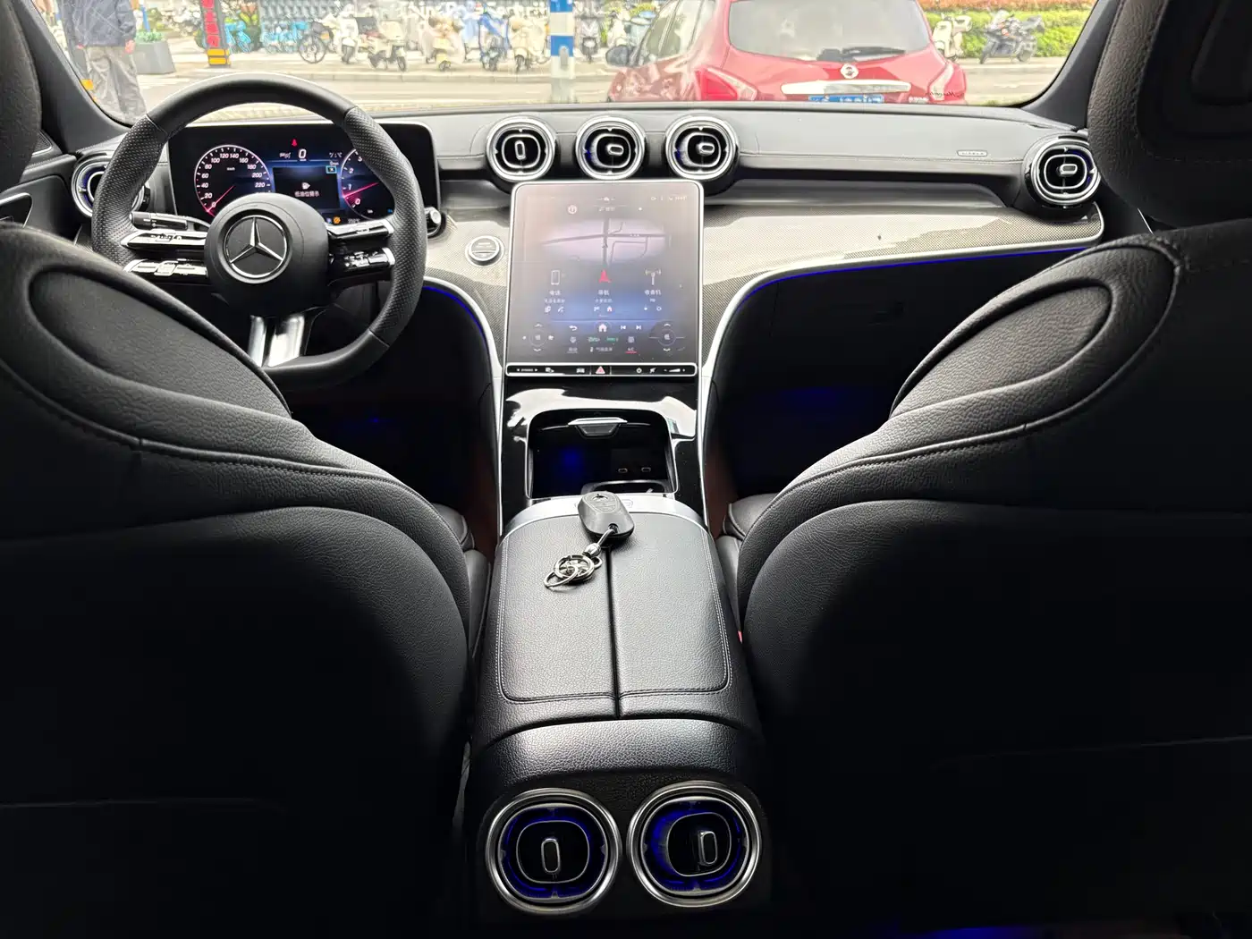 Mercedes-Benz C-Class 2024 C 260 L Night Edition Sport фото 11