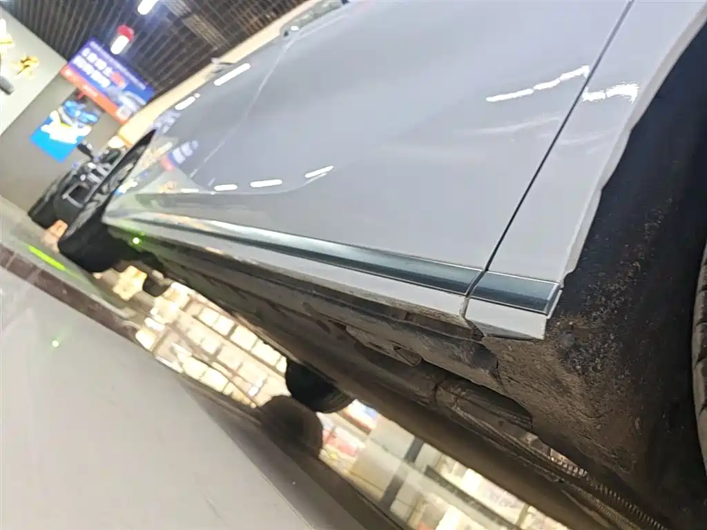 BYD Xia 2025 DM-i 1.5T 180km Surpass Edition фото 21