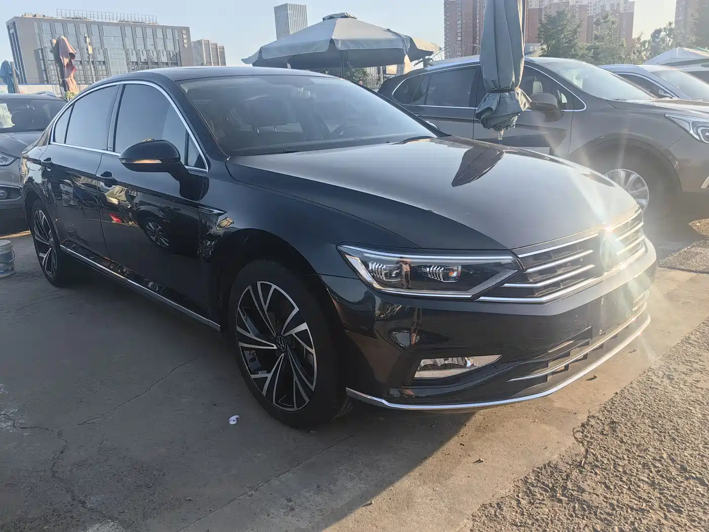 Volkswagen Magotan 2021 330TSI DSG 30th Anniversary Edition фото 2