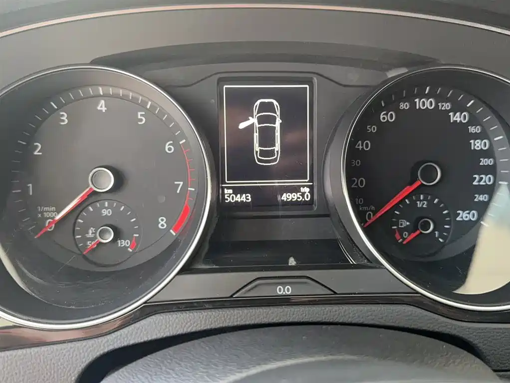 Volkswagen Magotan 2018 330TSI DSG Luxury фото 10