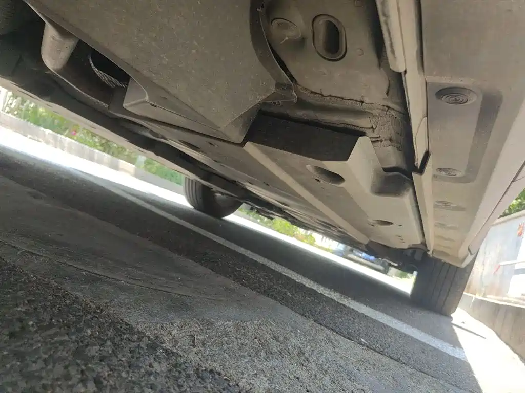 Toyota IZOA 2018 2.0L Yichi Edition China V фото 17