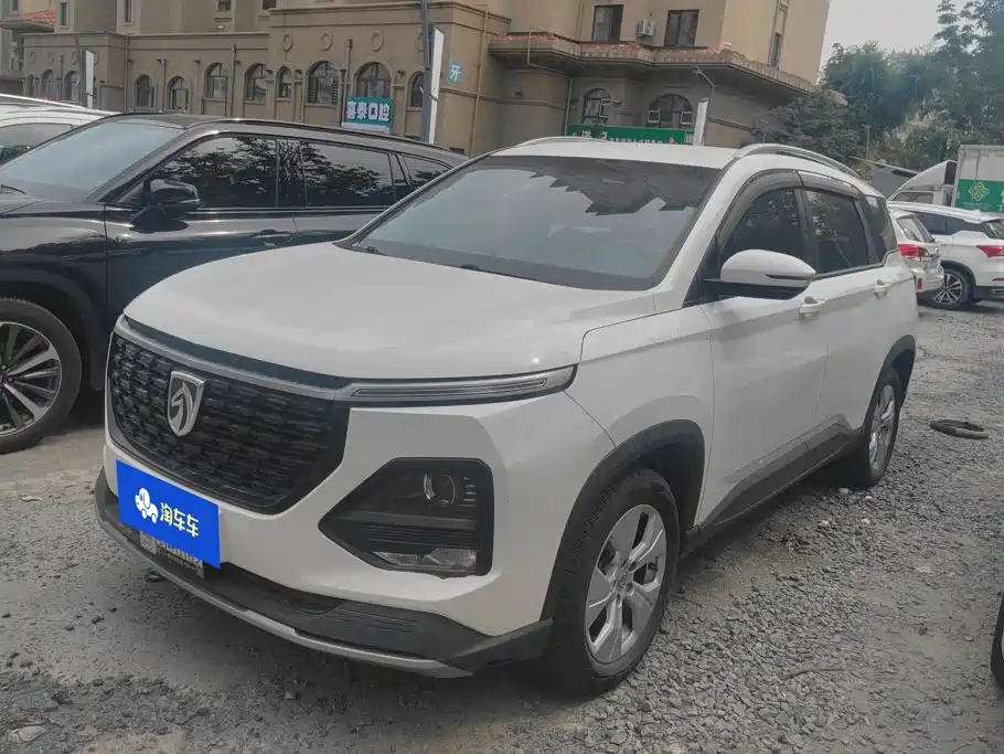  Baojun Baojun 530 2020 1.5T CVT Luxury Connect 5-seater