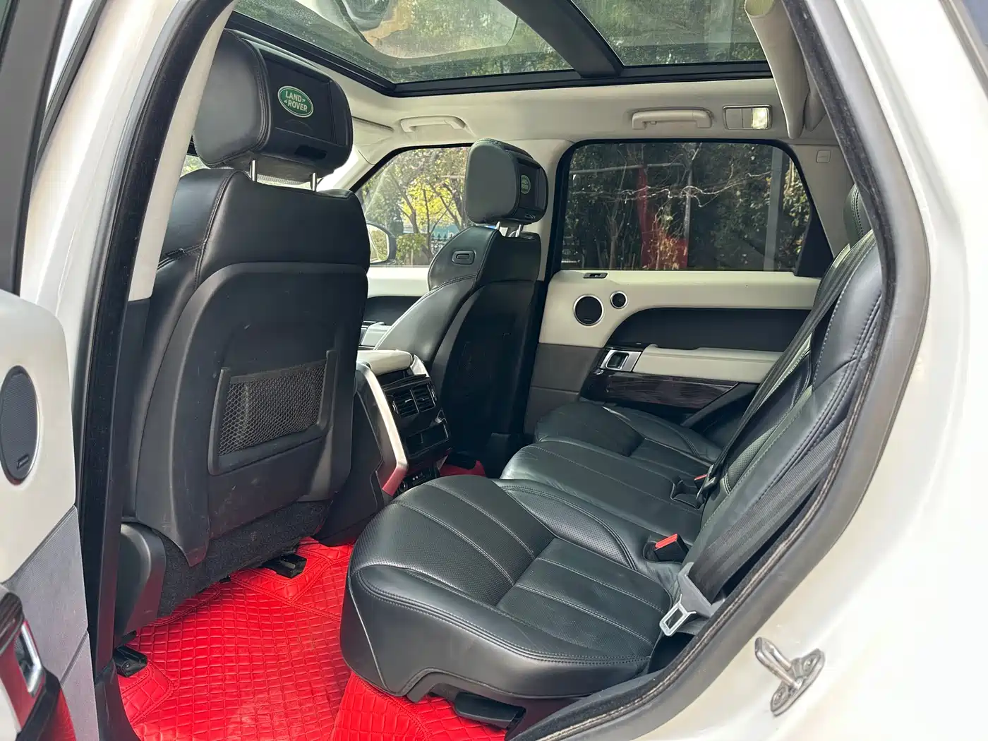 Land Rover Range Rover Sport 2015 3.0 SC V6 HSE фото 6