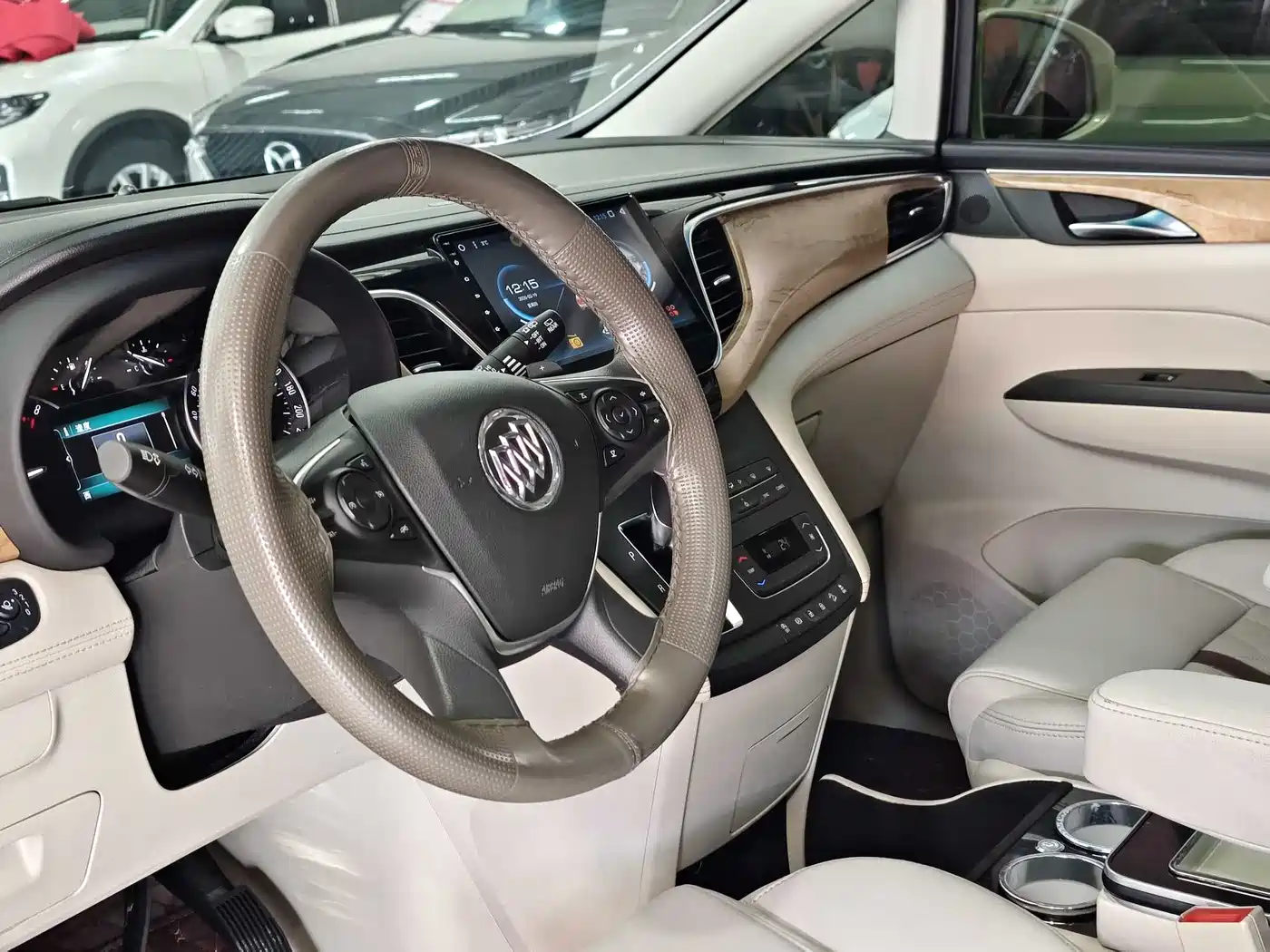 Buick GL8 2018 ES 28T Comfort Type China VI фото 8