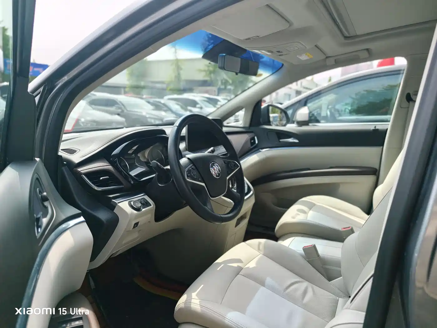 Buick GL8 2021 Land Business Class 652T Premium фото 4