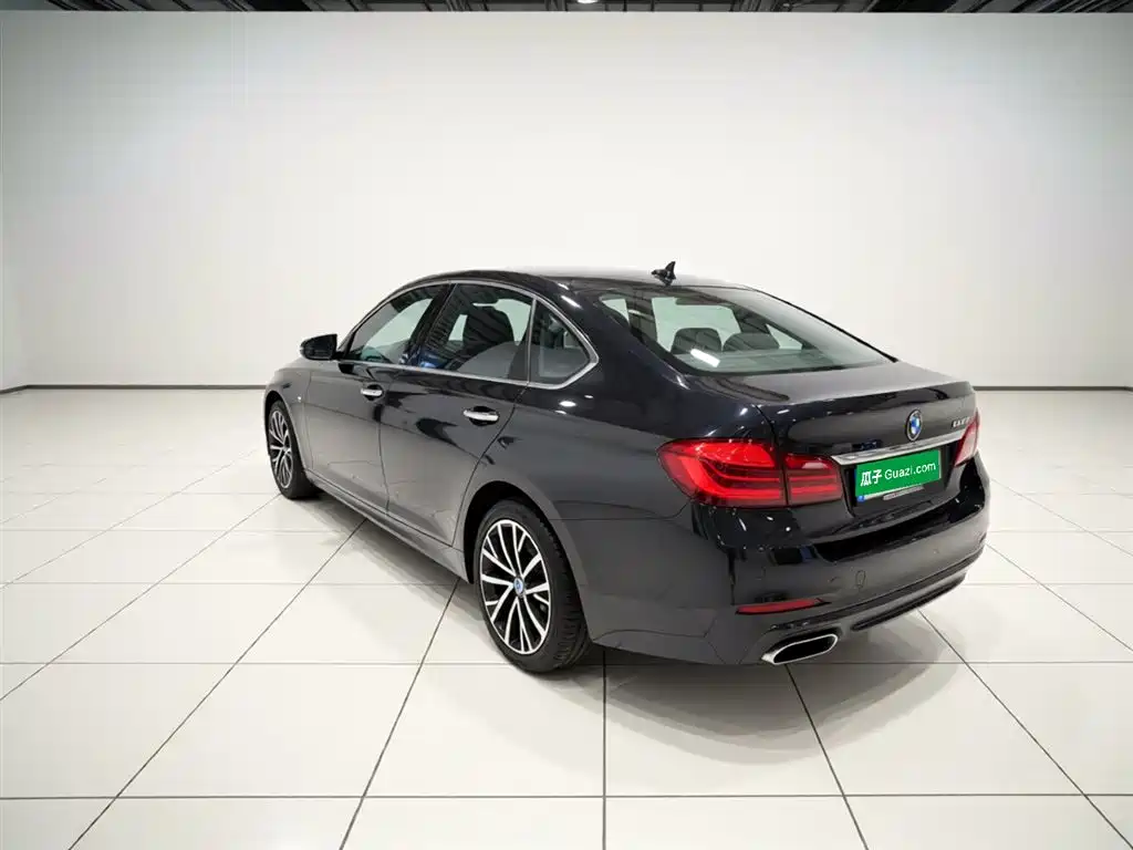 Volkswagen Lavida 2022 280TSI DSG Luxury Edition фото 23