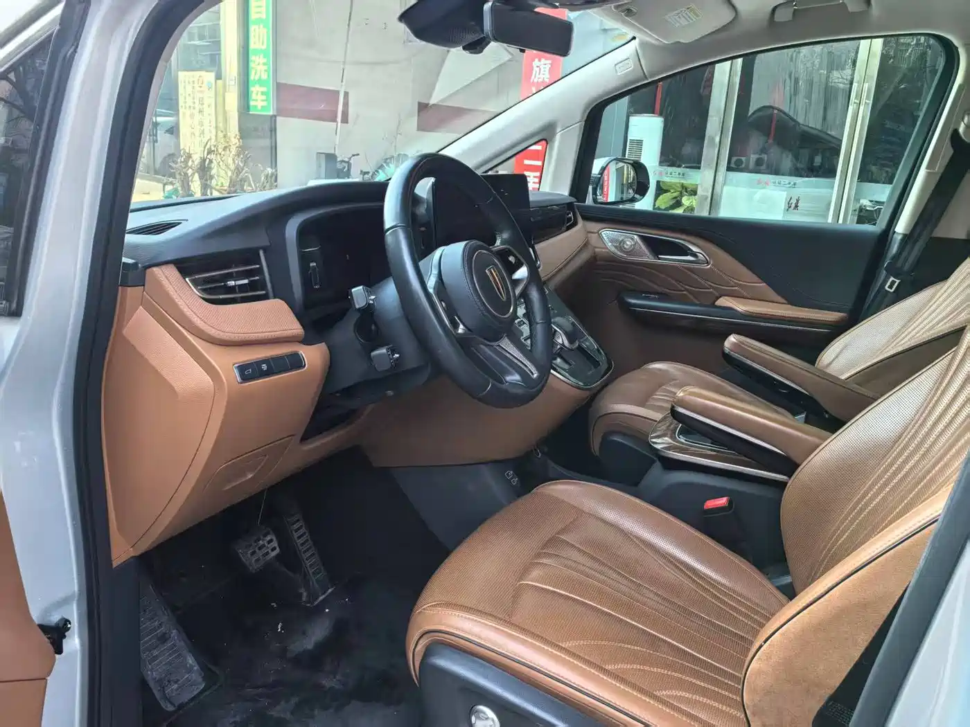 Hongqi HQ9 2023 2.0T Smart Connect Flagship фото 21