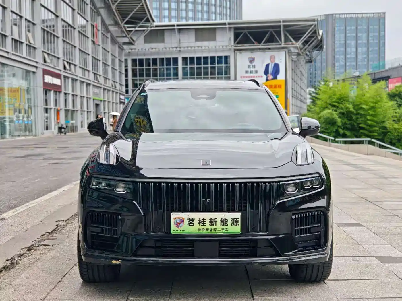 Lynk & Co 09 EM-P 2021 2.0T PHEV Ultra 6-seater фото 3