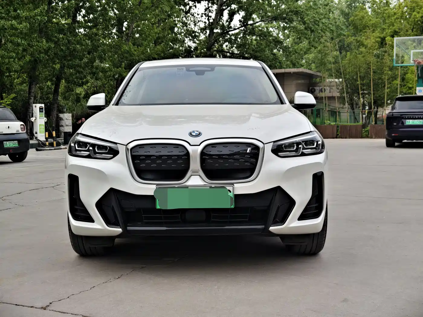 BMW IX3