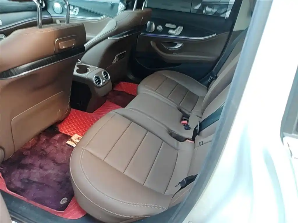 Mercedes-Benz E-Class 2020 Facelift E 300 L Sport Exclusive фото 17