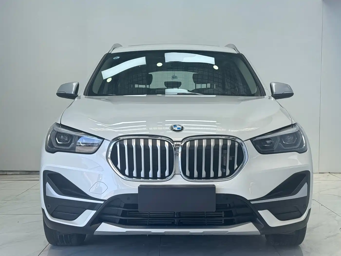 BMW X1 2022 sDrive20Li Premium фото 2