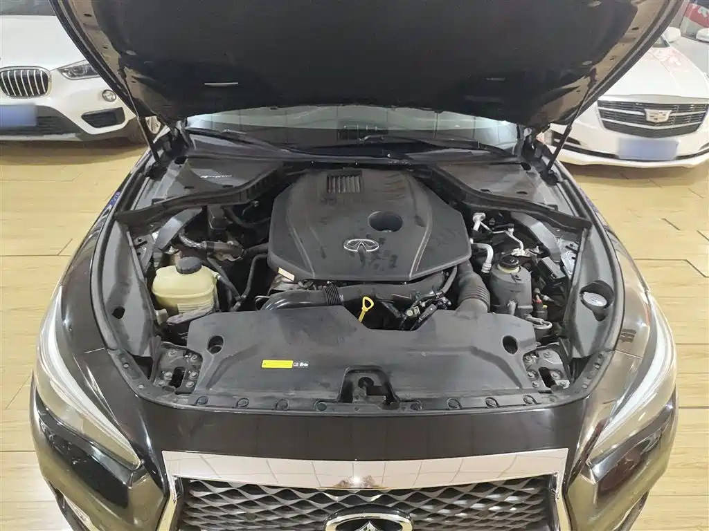 Infiniti Q50L 2018 2018 2.0T Premium Edition China V