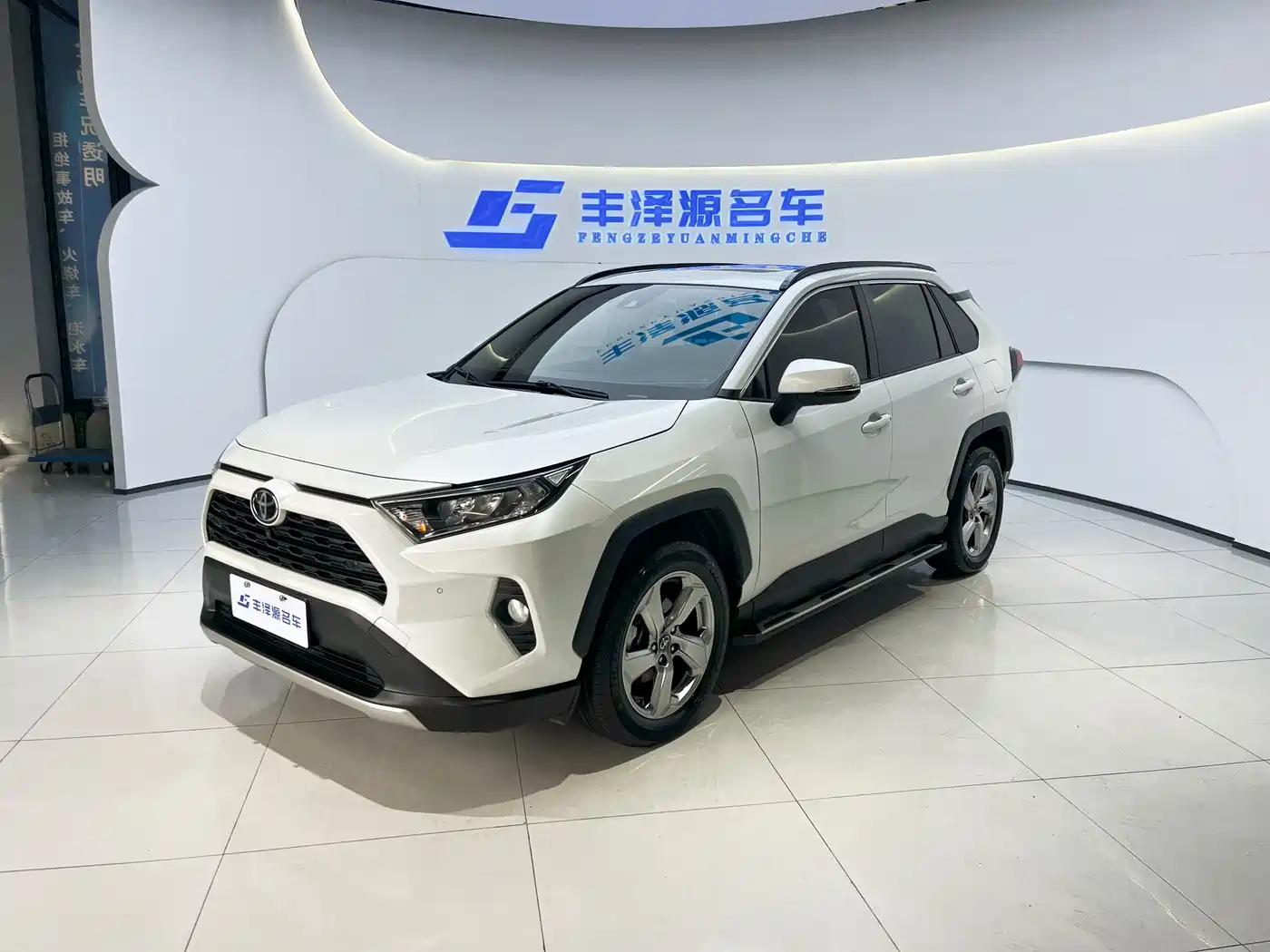 Toyota RAV4 Rongfang 2022 2.0L CVT 2WD Trend Plus Edition