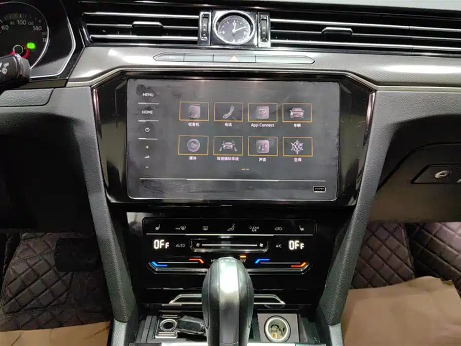 Volkswagen Magotan 2020 330TSI DSG Leading фото 13