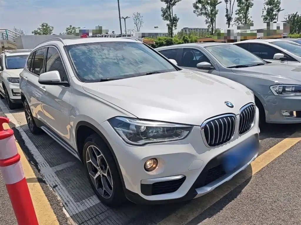 BMW X1 2019 sDrive18Li Premium Model фото 4
