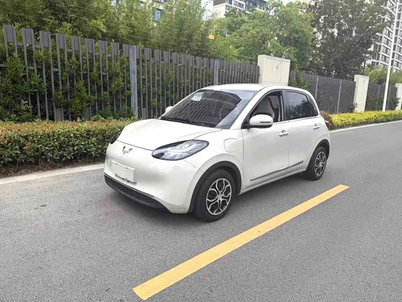 Wuling Motors Wuling Bingo 2023 Model 333km Telepathic Connect+ Version