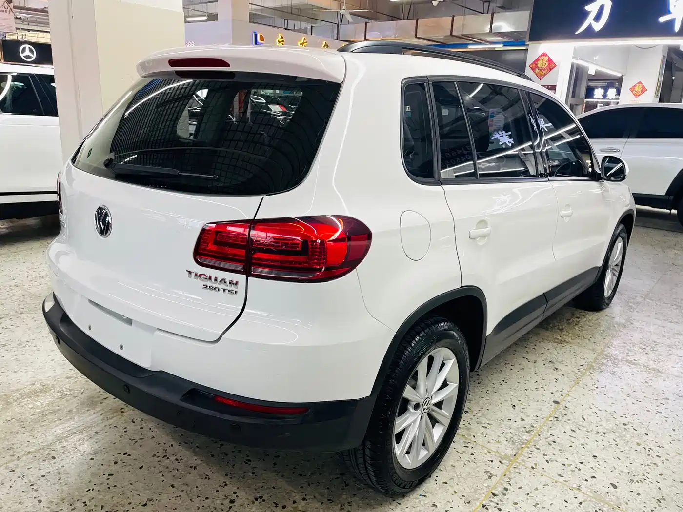 Volkswagen Tiguan 2016 280TSI Automatic 2WD Silk Road Fashion Edition фото 20