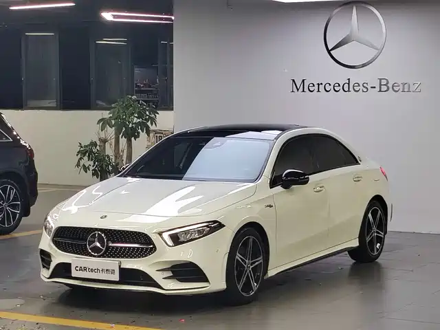 Mercedes-Benz A-Class 2020 Facelift A 220 L 4MATIC Sport Sedan — фото 1