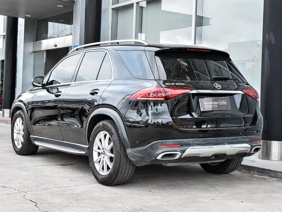 Mercedes-Benz GLE 2020 Facelift GLE 350 4MATIC Fashion Special Edition фото 4