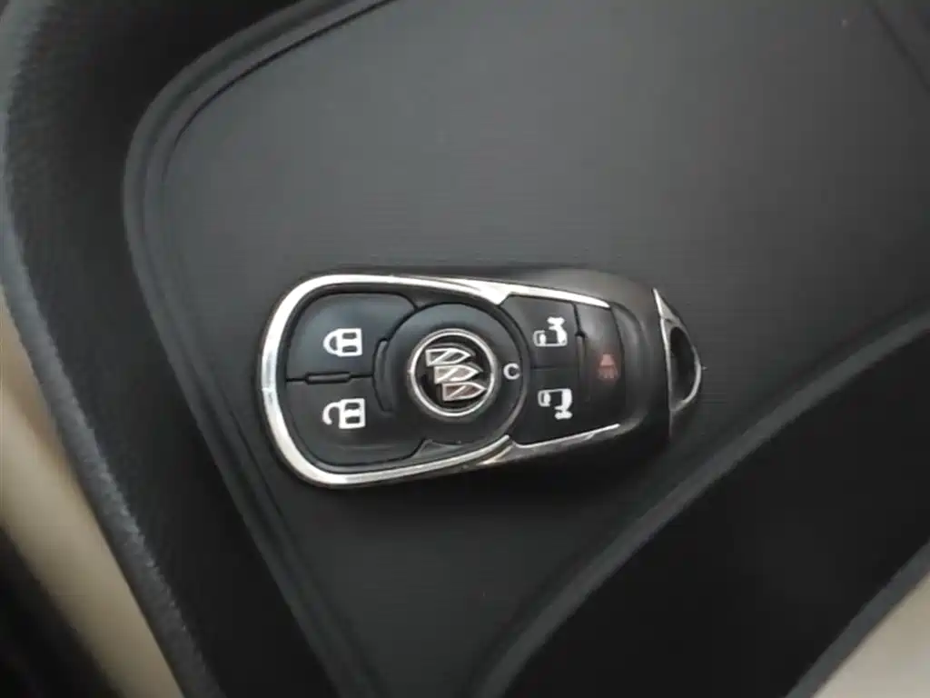Buick GL8 2023 ES Landmaster Exclusive фото 8