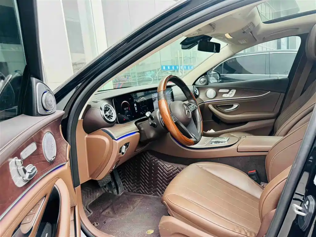 Mercedes-Benz E-Class 2023 E 300 L Luxury фото 13