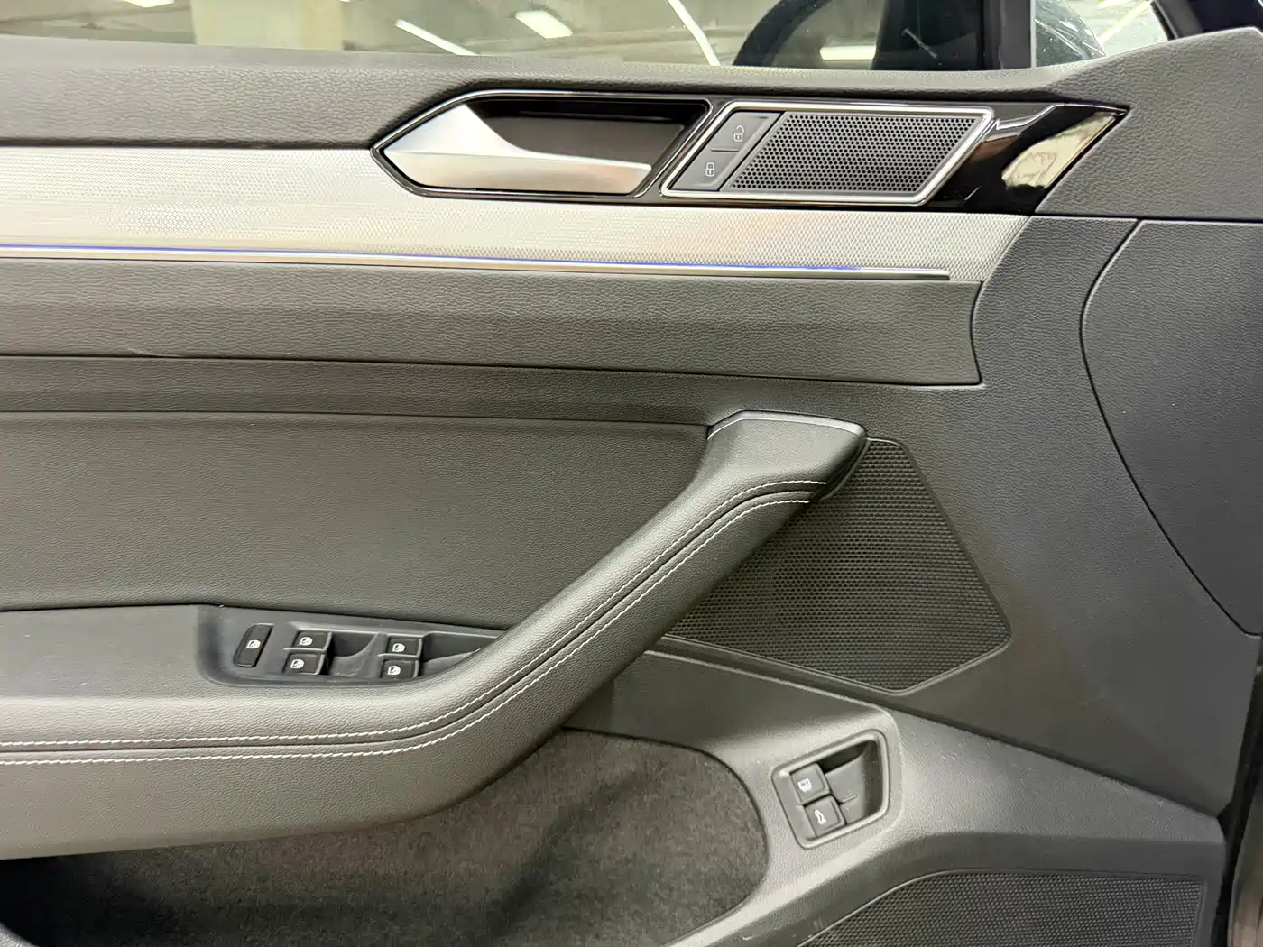 Volkswagen Magotan GTE Plug-in Hybrid 2022 GTE Premium фото 19