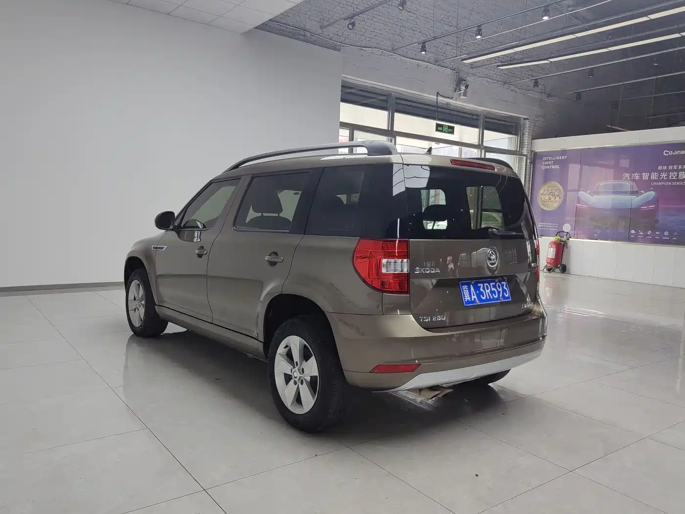 Škoda Yeti 2017 TSI280 DSG Advance фото 7