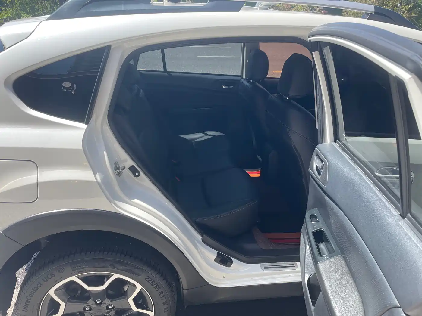 Subaru XV 2012 2.0i Luxury Edition фото 14