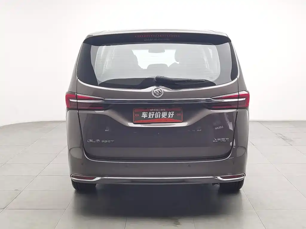 Photo 4 - Buick GL8
