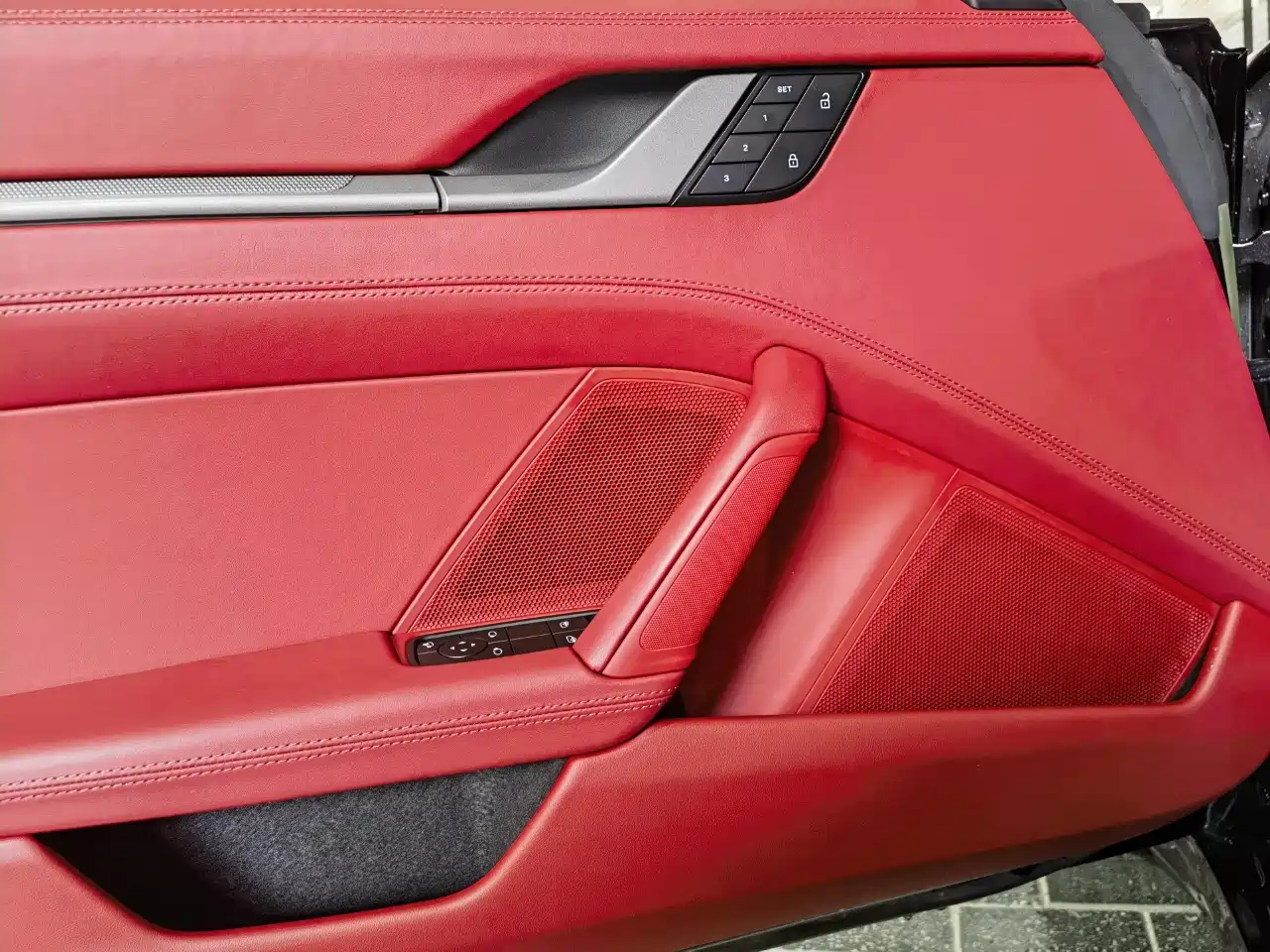 Porsche 911 2023 Carrera 3.0T фото 15