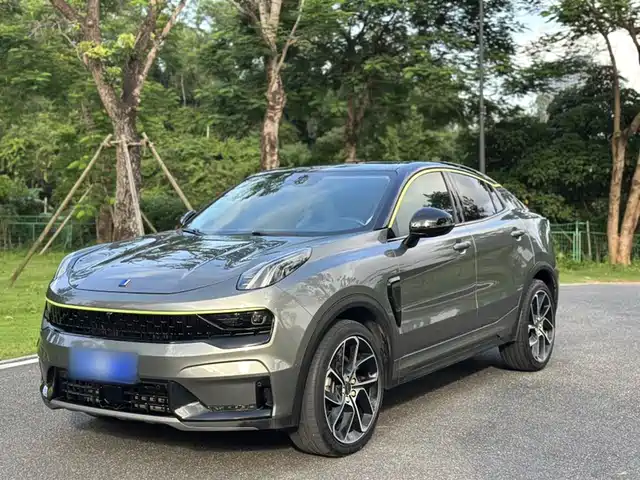  Lynk & Co Lynk & Co 05 2020 2.0TD 2WD Shine Halo