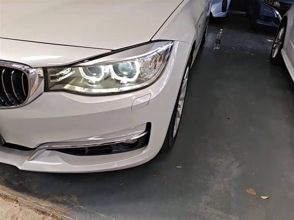 BMW 3 Series GT 2014 320i Design Package фото 24