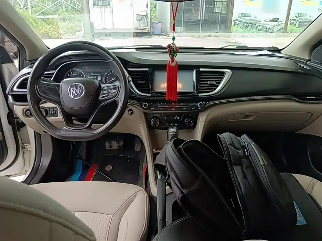 Фото 10 - Buick Excelle