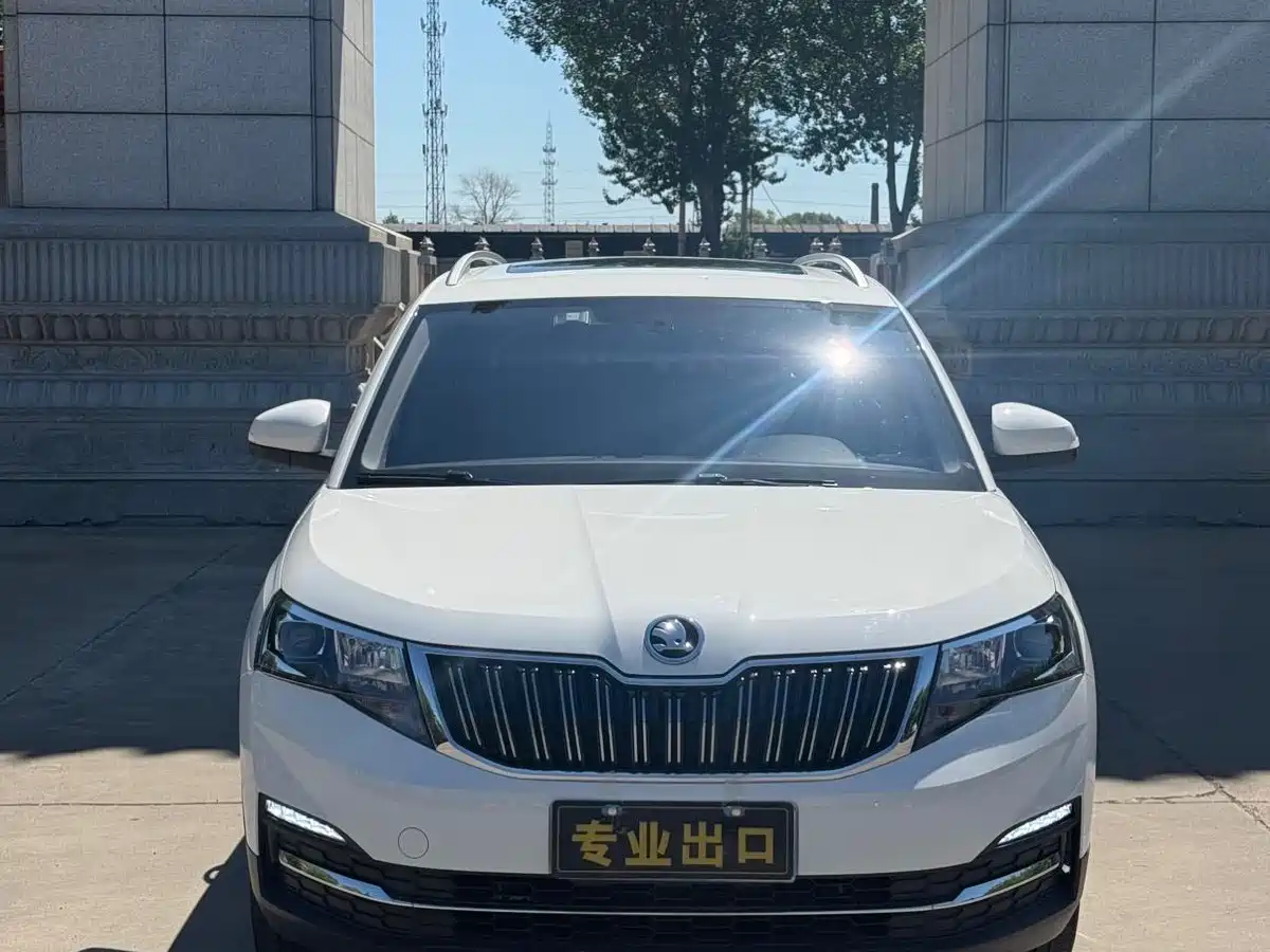 Škoda Kamiq 2022 1.5L Automatic Comfort Edition фото 2