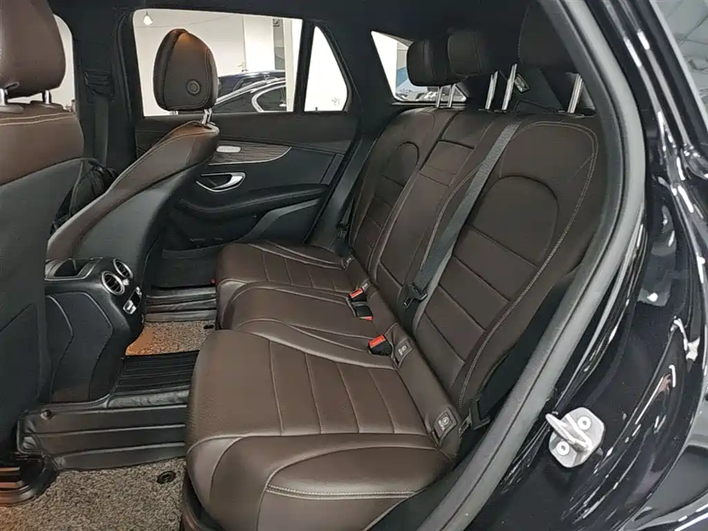 Mercedes-Benz GLC 2022 Facelift II GLC 260 L 4MATIC Luxury фото 13