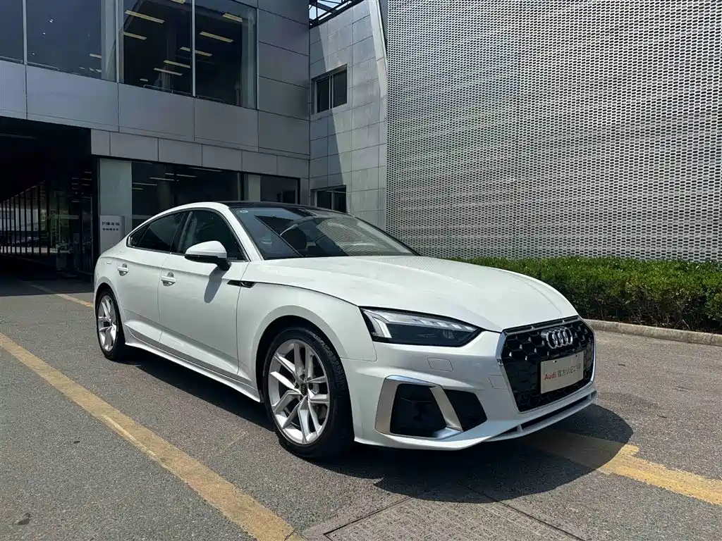 Audi A5 (Import) 2024 Sportback 40 TFSI Fashion Dynamic фото 3