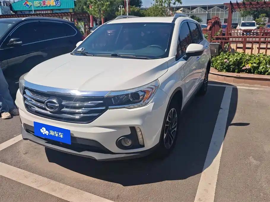 GAC Trumpchi Trumpchi GS4 2017 235T G-DCT 2WD Elite