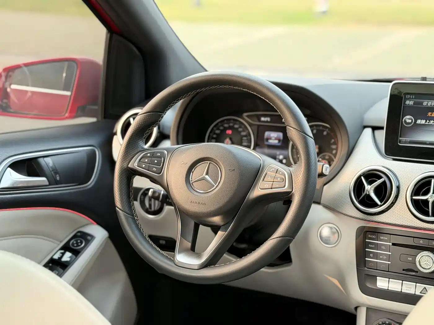 Mercedes-Benz B-Class 2015 B 200 Dynamic фото 10