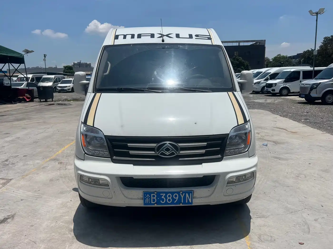 SAIC Maxus Xintu V80 2023 2.0T PLUS Manual All-round King Long Wheelbase Medium Roof 6/7/8/9-seater фото 2