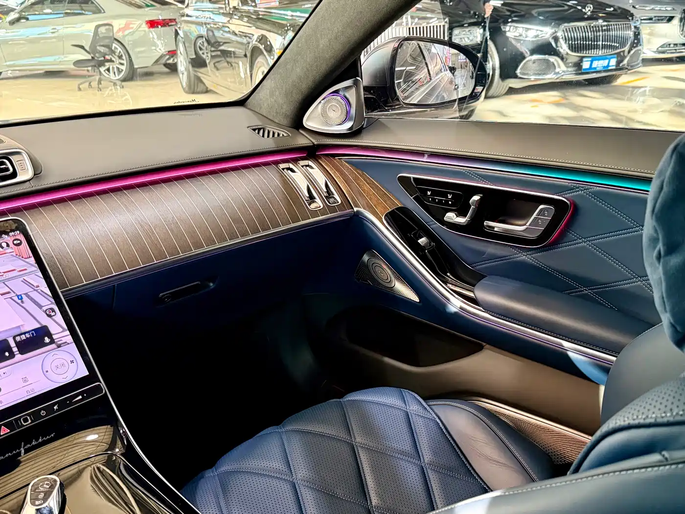 Mercedes-Benz Maybach S-Class 2022 S 680 4MATIC Craftsmanship Limited Launch Edition фото 21