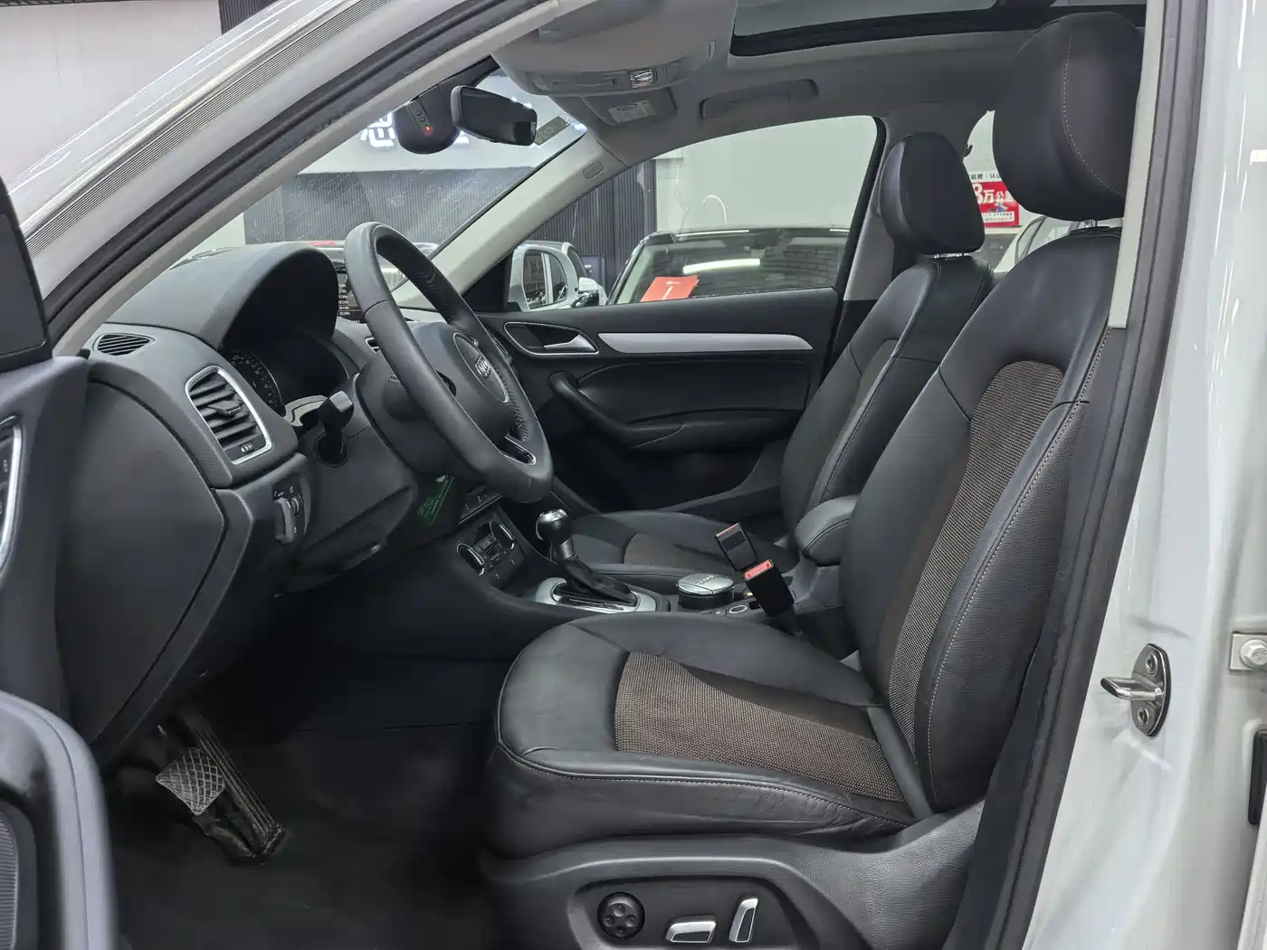 Audi Q3 2018 30 TFSI Fashion Collector's Edition фото 4