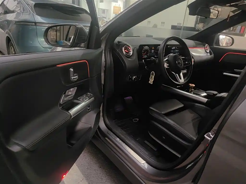 Mercedes-Benz EQA 2022 EQA 260 фото 9