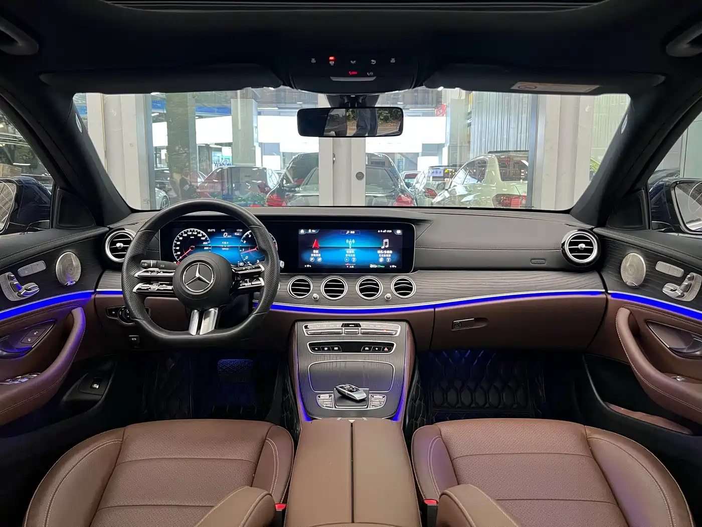 Mercedes-Benz E-Class 2023 E 300 L Sport Luxury фото 16