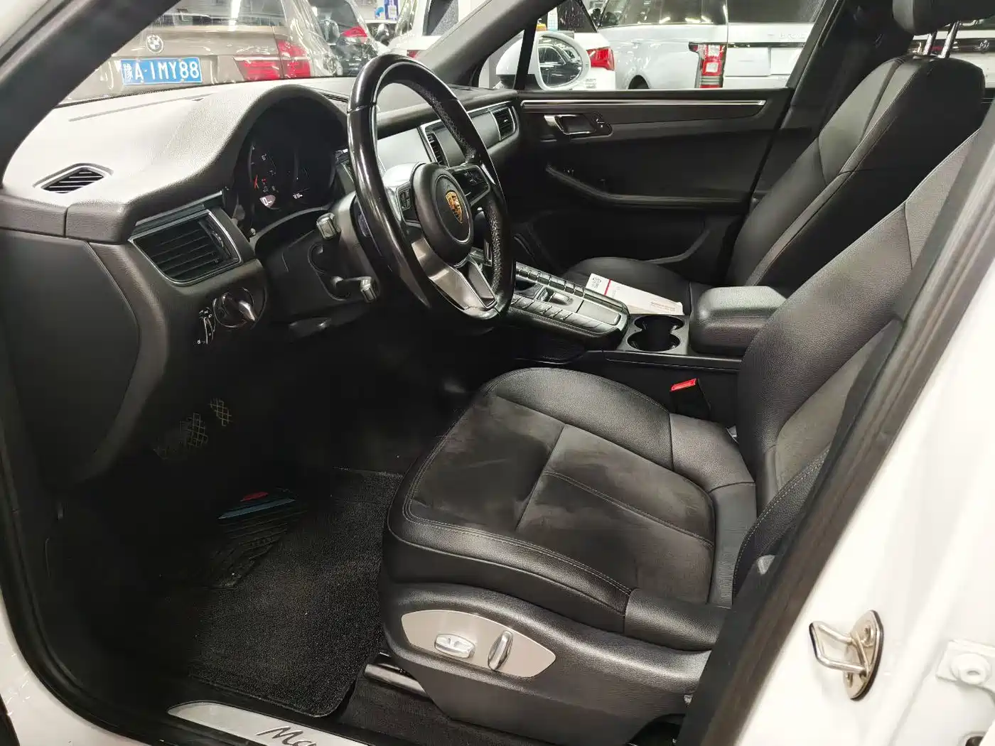Porsche Macan 2016 Macan 2.0T фото 7