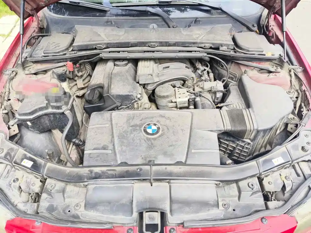 Photo 9 - BMW 3 Series