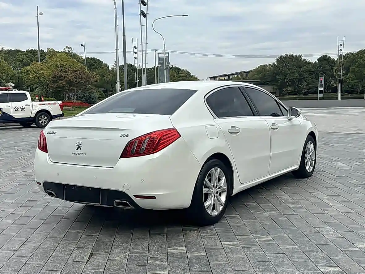 Peugeot 508 2014 2013 2.0L 2nd Anniversary Auto Smart Edition