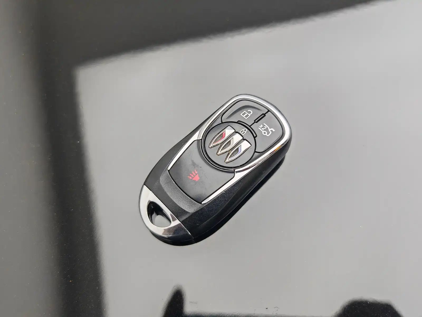 Photo 20 - Buick Regal