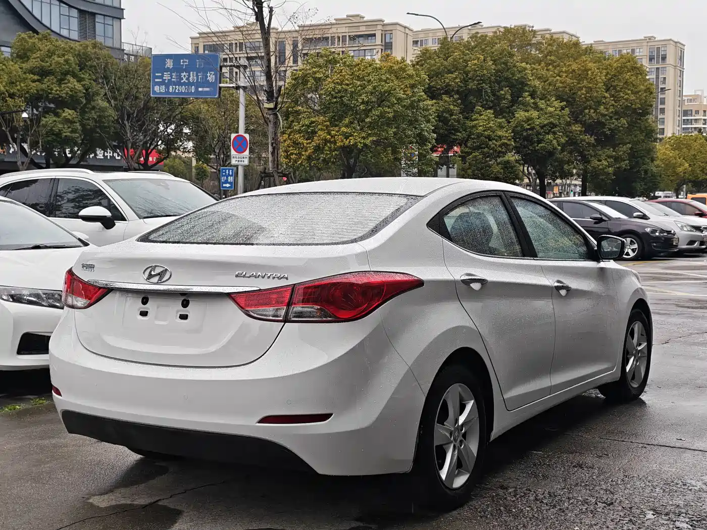 Hyundai Langdong 2012 1.6L Automatic Leading фото 5